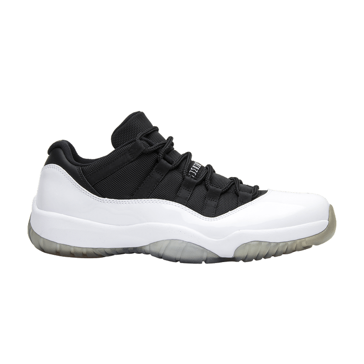 Air Jordan 11 Retro Low Tuxedo