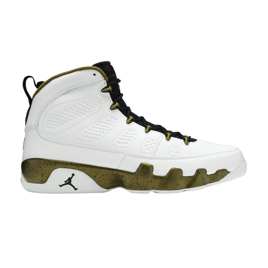 Air Jordan 9 Retro Statue