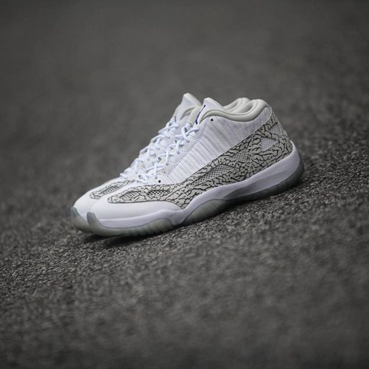 Air Jordan 11 Retro Low IE Cobalt (2015)