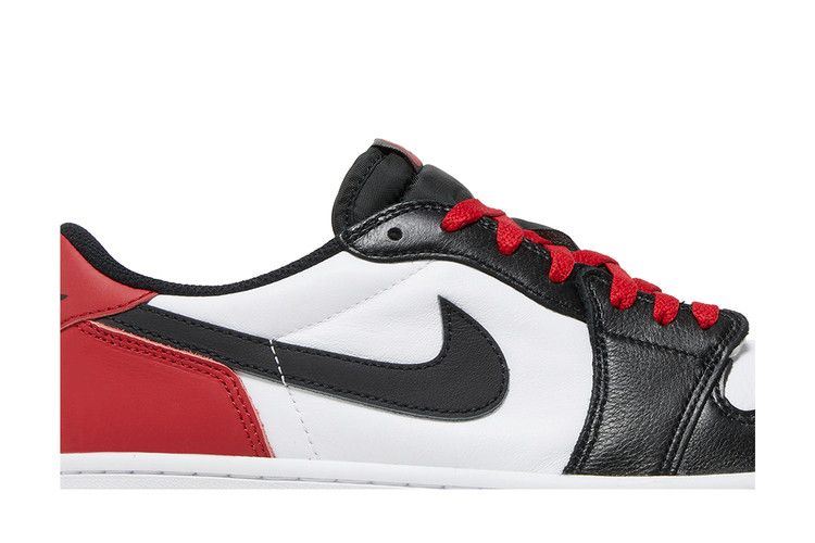 Air Jordan 1 Retro Low OG Black Toe (2023)