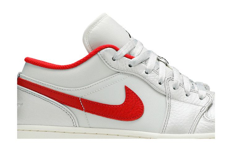 Air Jordan 1 Low Night Track