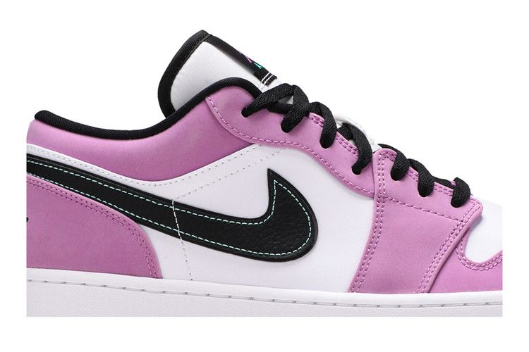 Air Jordan 1 Low SE Violet Shock White Black