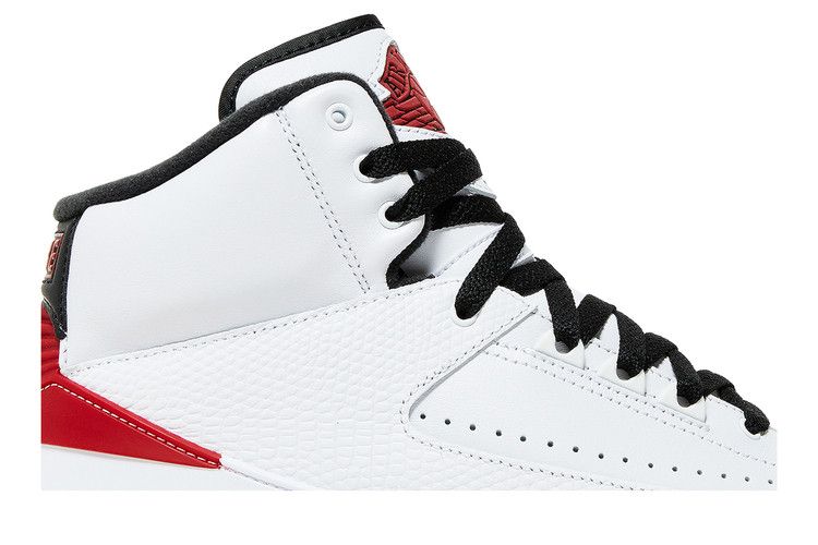 Air Jordan 2 Retro OG Chicago (2022)
