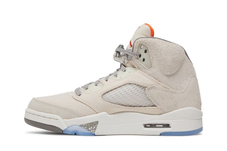 Air Jordan 5 Retro SE Craft Light Orewood Brown