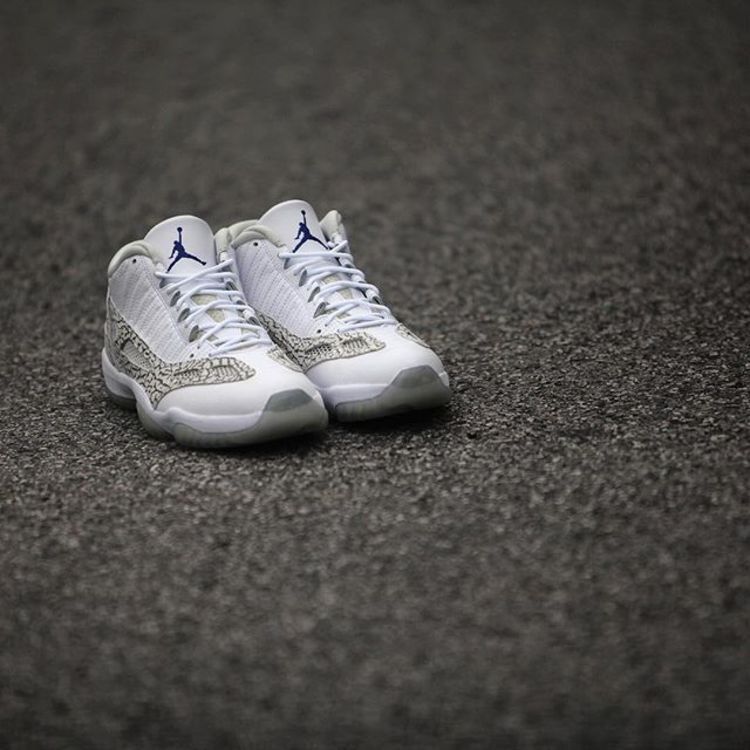 Air Jordan 11 Retro Low IE Cobalt (2015)