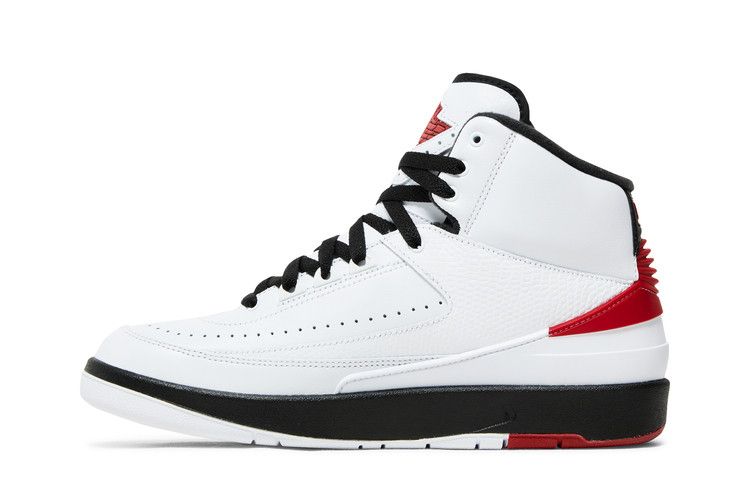 Air Jordan 2 Retro OG Chicago (2022)