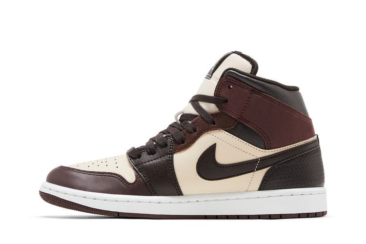 Air Jordan 1 Mid SE Paris YMCA