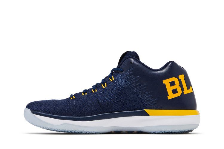 Air Jordan XXX1 Low Michigan
