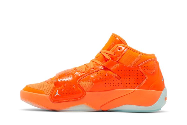 Air Jordan Zion 2 Hyper Crimson