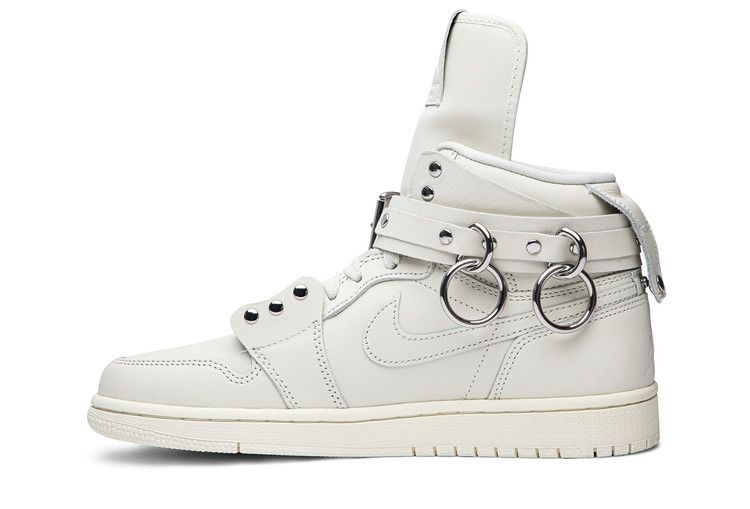 Air Jordan 1 Retro High Comme des Garcons White