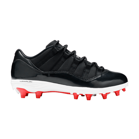 Air Jordan 11 Retro Low Cleat Bred