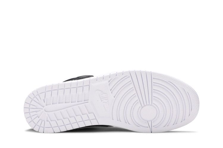 Air Jordan 1 Retro Mid Black White