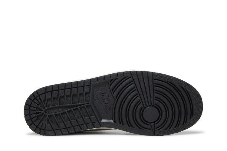 Air Jordan 1 Retro High OG Washed Black