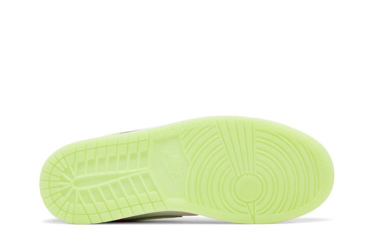 Air Jordan 1 Low SE Lava Glow