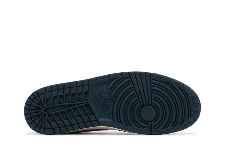 Air Jordan 1 Low SE Armory Navy
