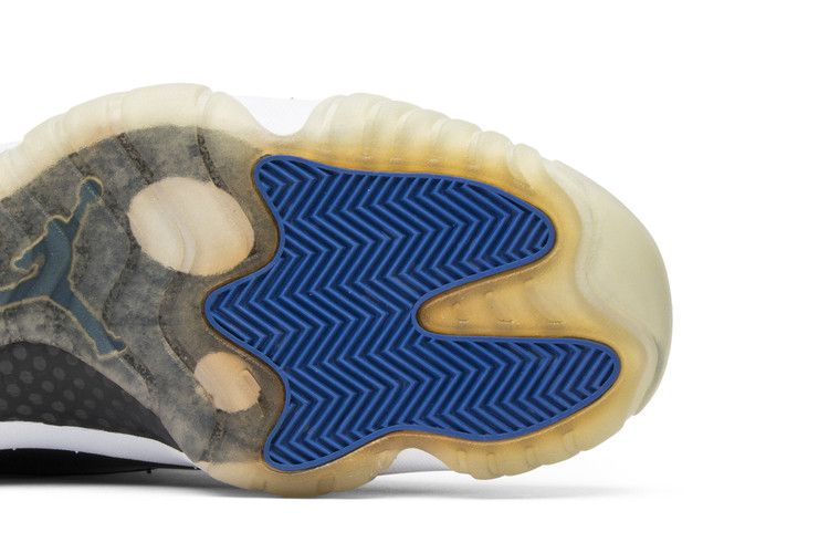 Air Jordan 11 Retro Space Jam (2009)