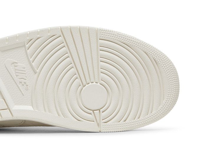Air Jordan 1 Centre Court Light Bone