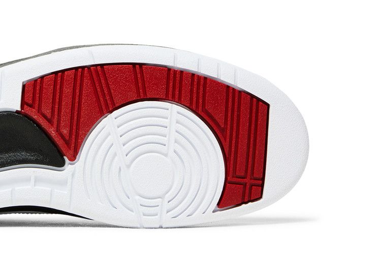 Air Jordan 2 Retro OG Chicago (2022)