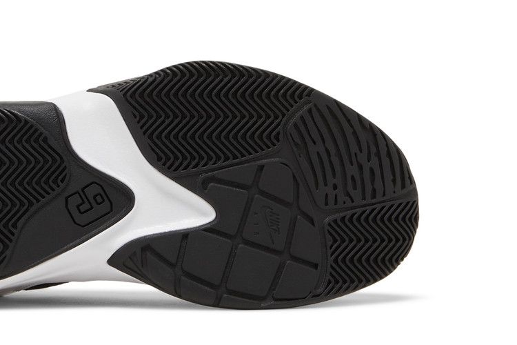 Air Jordan Max Aura 3 Black White Pink
