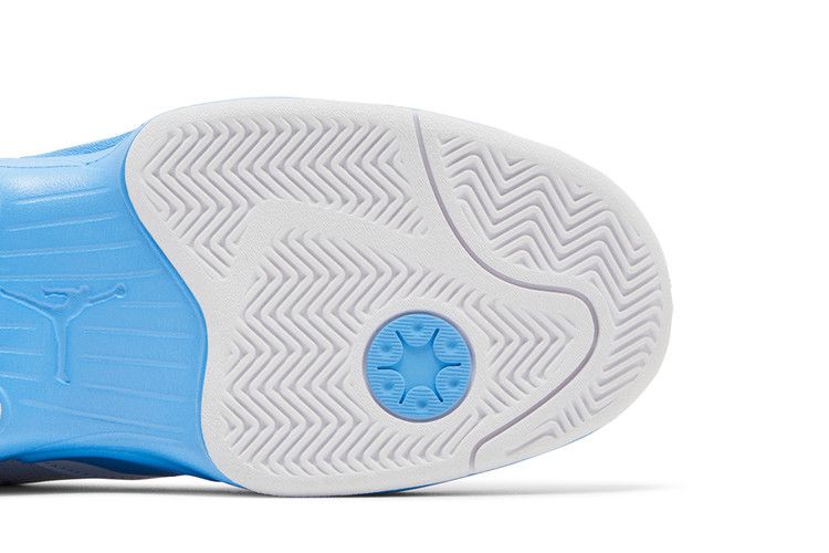 Air Jordan Max Aura 6 White University Blue (Women's)