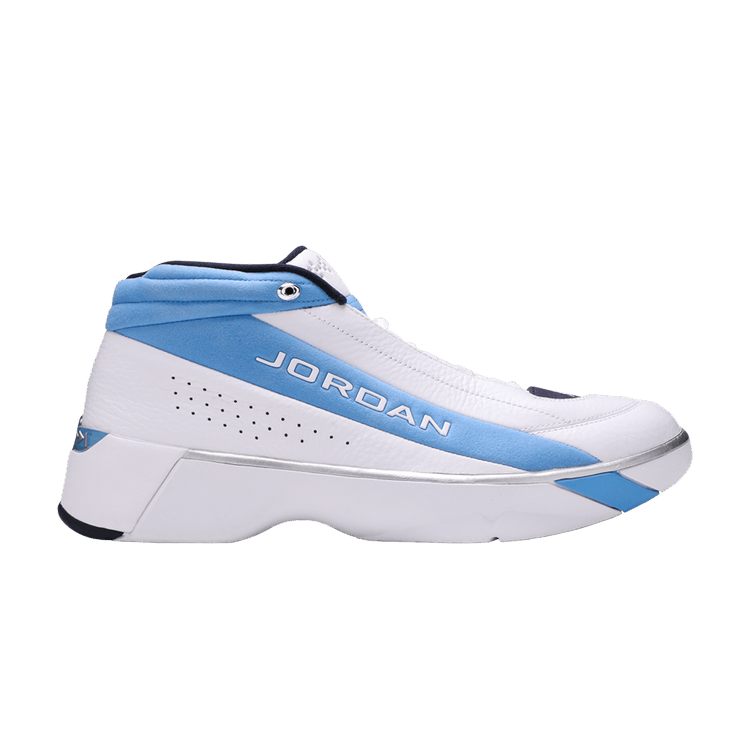 Air Jordan Team Showcase UNC
