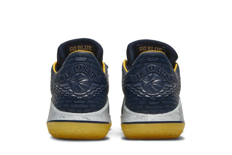 Air Jordan XXXII Low Michigan