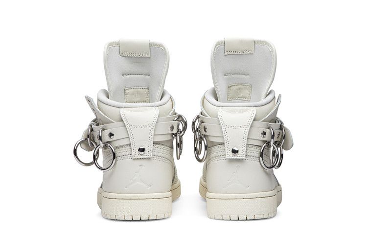 Air Jordan 1 Retro High Comme des Garcons White