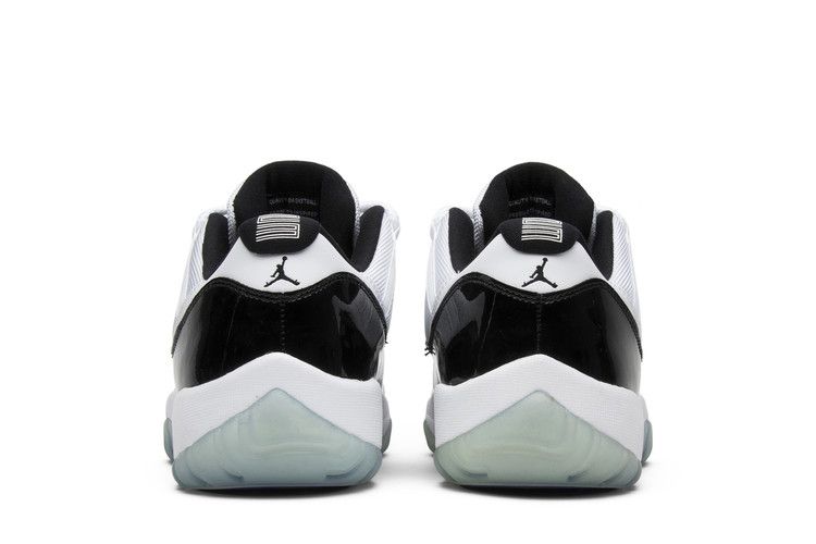 Air Jordan 11 Retro Low Concord