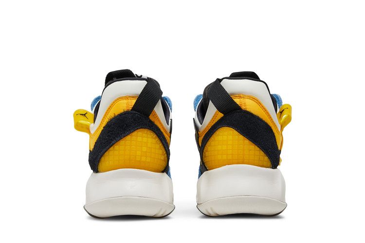 Air Jordan MA2 University Gold