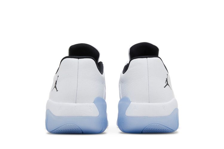 Air Jordan 11 CMFT Low Concord