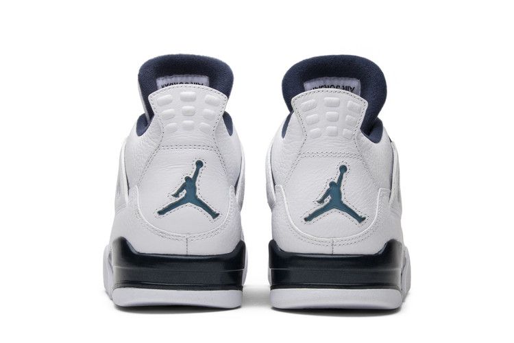 Air Jordan 4 Retro Columbia (2015)