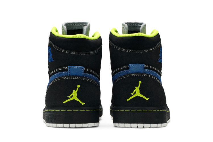 Air Jordan 1 Retro High Urban Haze