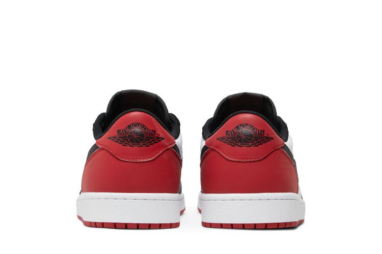 Air Jordan 1 Retro Low OG Black Toe (2023)