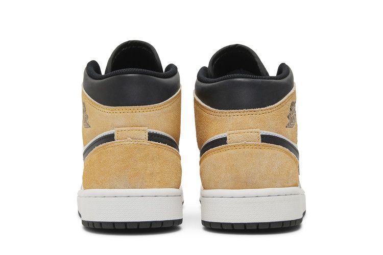 Air Jordan 1 Mid SE Flight Club