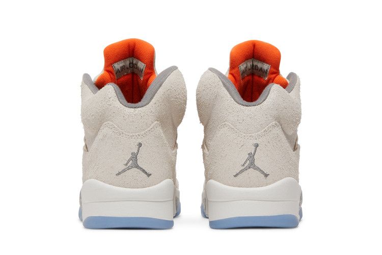 Air Jordan 5 Retro SE Craft Light Orewood Brown