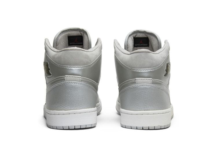 Air Jordan 1 Retro Neutral Grey