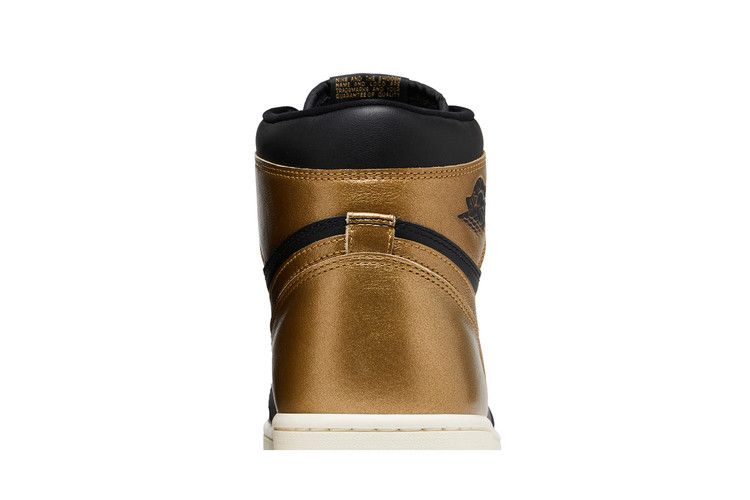 Air Jordan 1 Retro High OG Black Metallic Gold