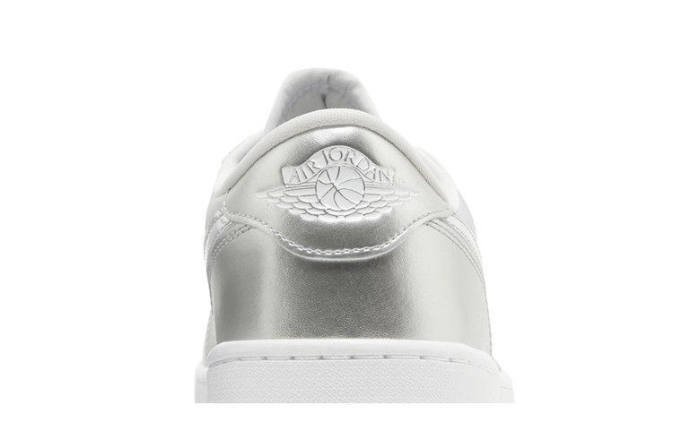 Air Jordan 1 Retro Low Golf Gift Giving Pack