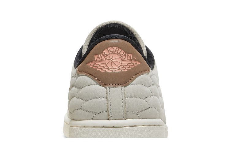 Air Jordan 1 Centre Court Light Bone