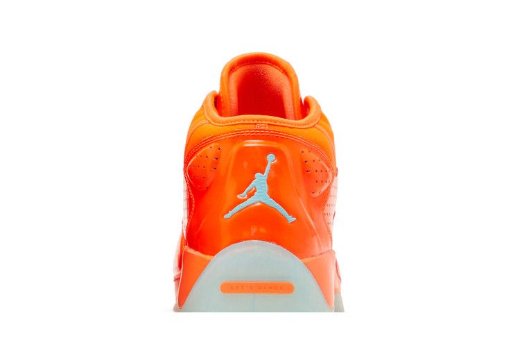 Air Jordan Zion 2 Hyper Crimson
