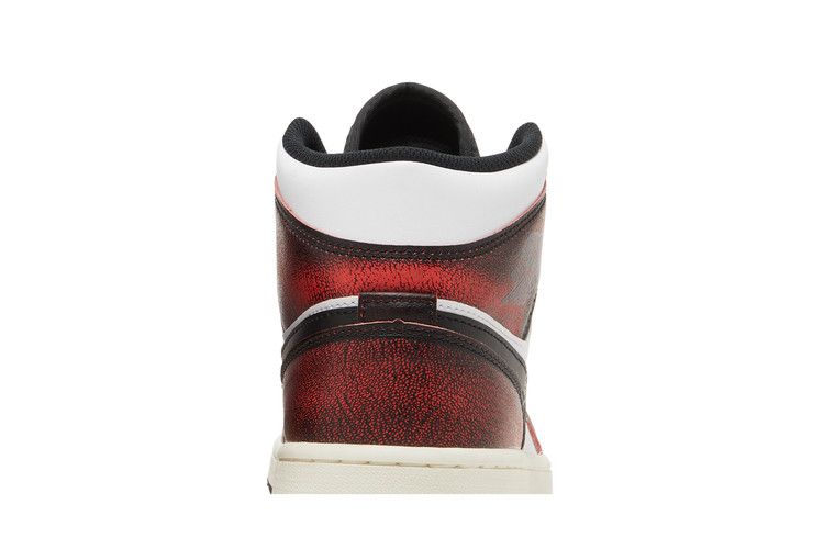Air Jordan 1 Mid Wear-Away Chicago