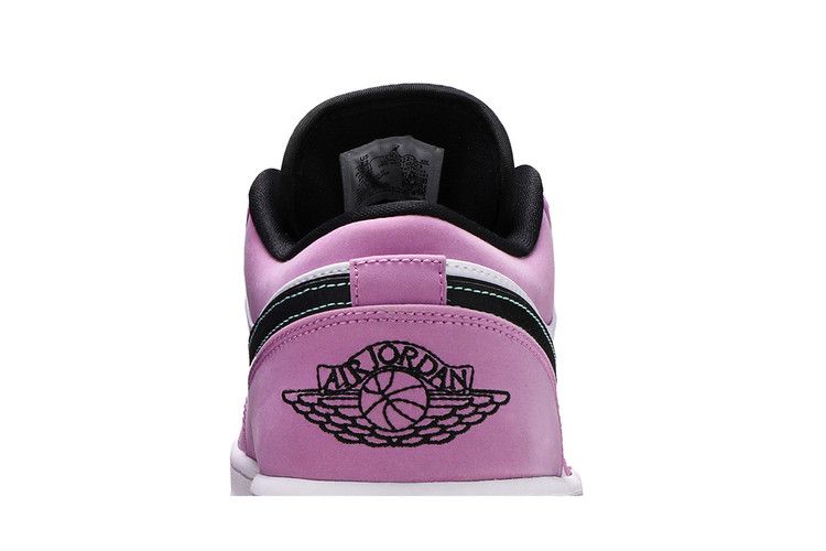 Air Jordan 1 Low SE Violet Shock White Black