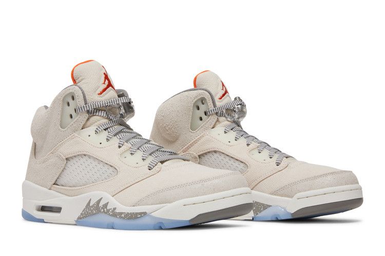 Air Jordan 5 Retro SE Craft Light Orewood Brown
