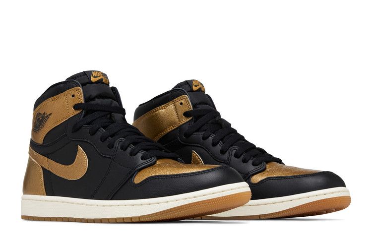 Air Jordan 1 Retro High OG Black Metallic Gold
