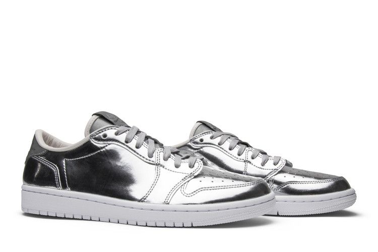 Air Jordan 1 Retro Low Pinnacle Metallic Silver