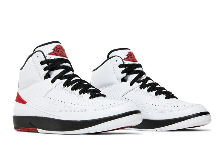 Air Jordan 2 Retro OG Chicago (2022)