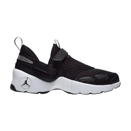 Air Jordan Trunner LX Black White Sole