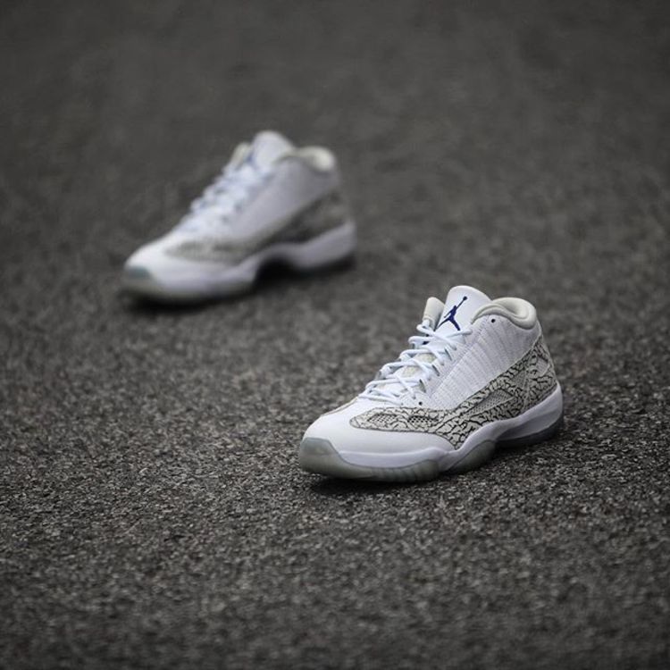 Air Jordan 11 Retro Low IE Cobalt (2015)
