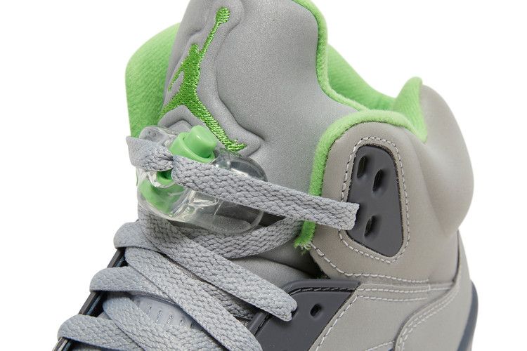 Air Jordan 5 Retro Green Bean (2022)
