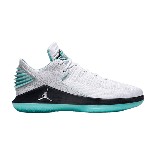 Air Jordan XXXII Low Guo Ailun PE